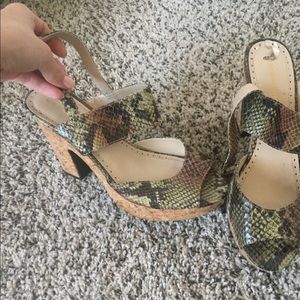 Adrienne Vittadini snake skin pattern pumps